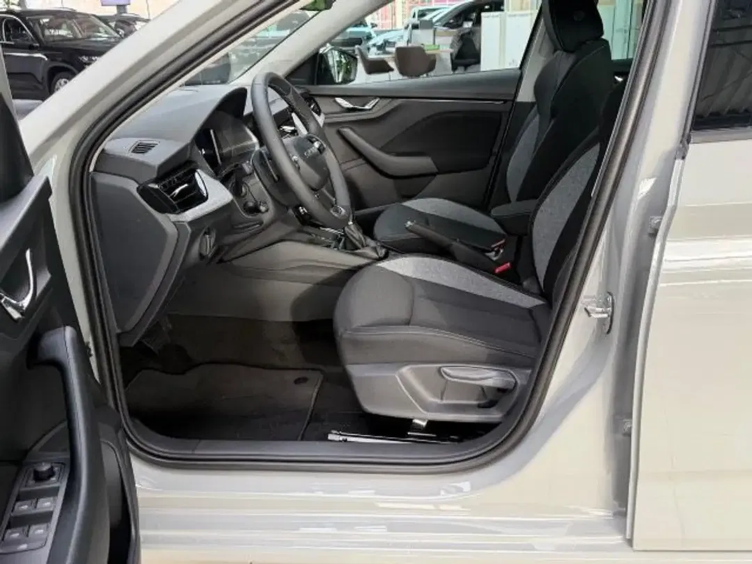 Skoda Scala - Thumbnail 6