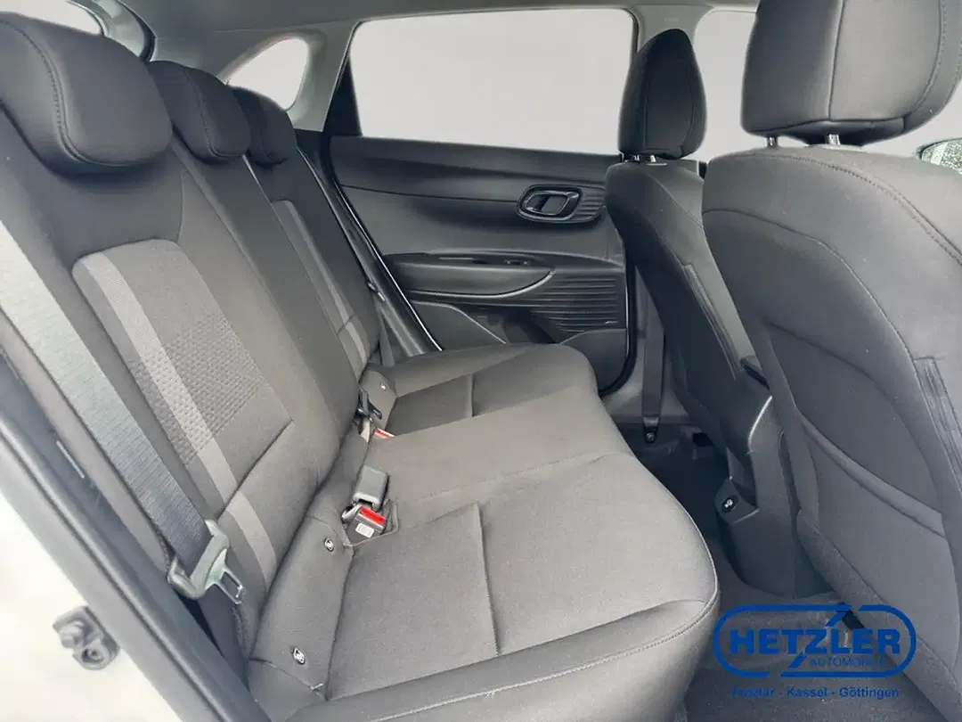 Hyundai i20 - Thumbnail 13