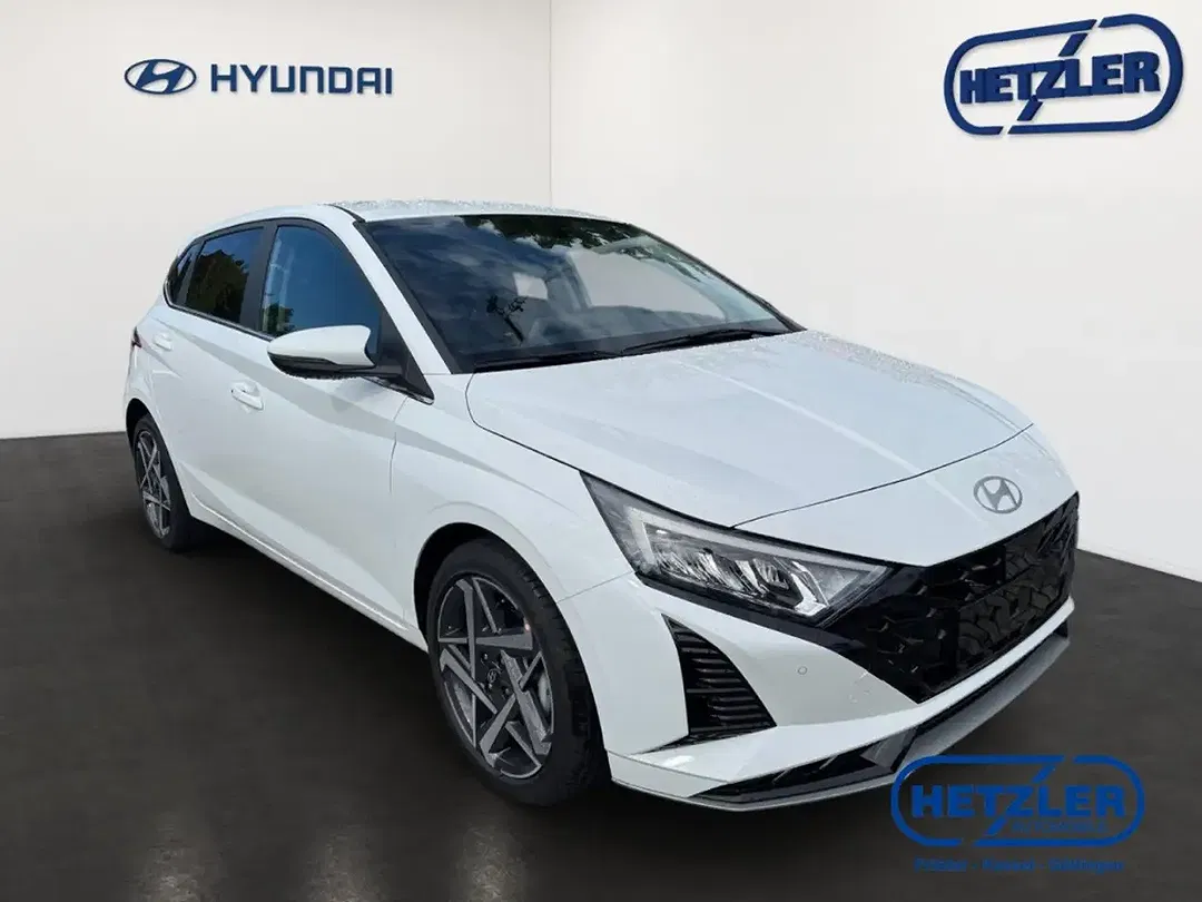 Hyundai i20 - Thumbnail 2