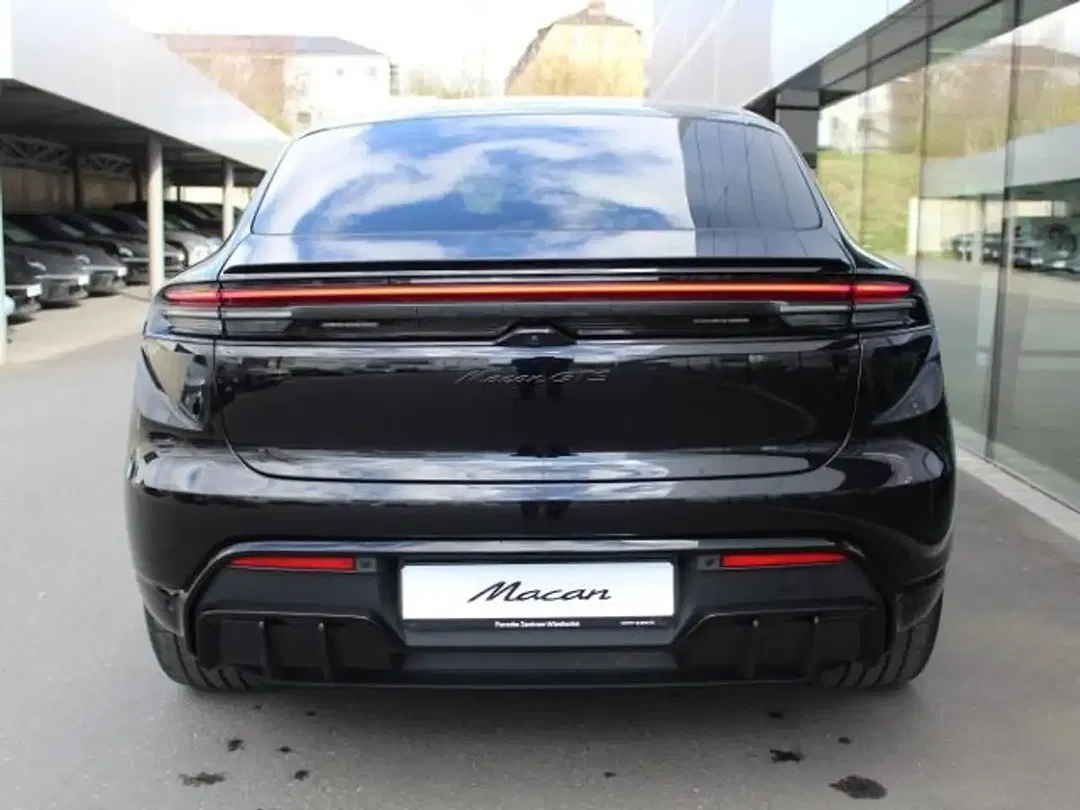 Porsche Macan - Thumbnail 10