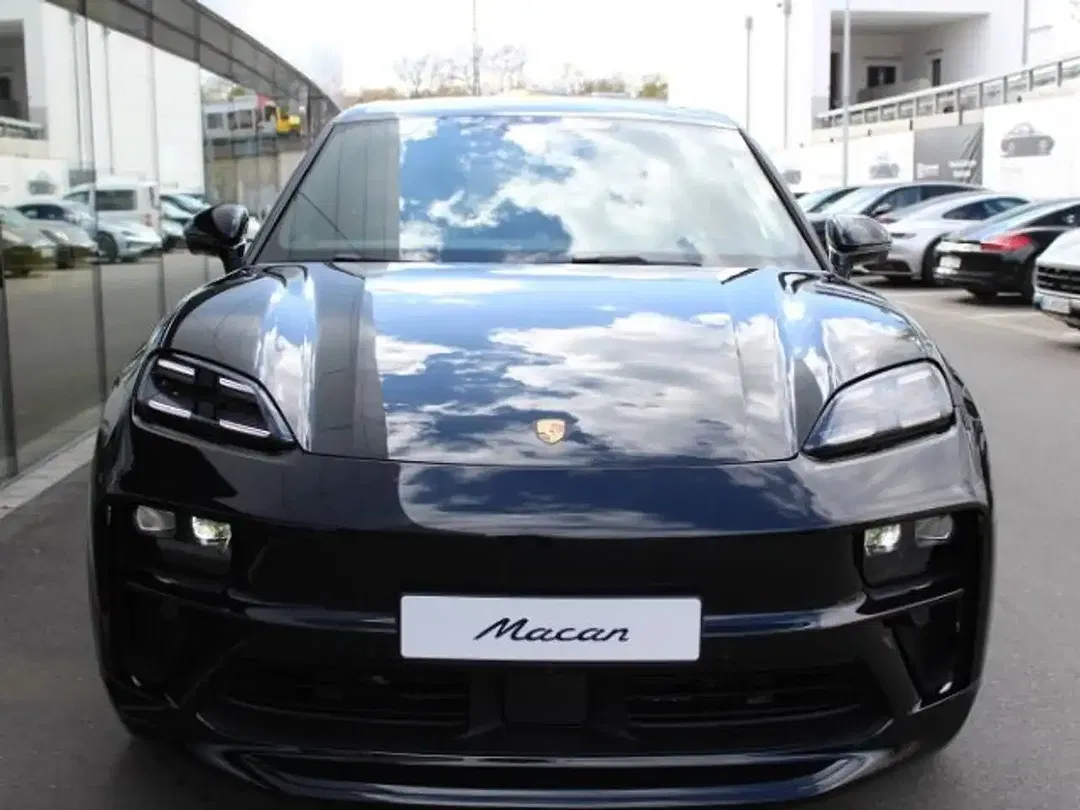Porsche Macan - Thumbnail 6