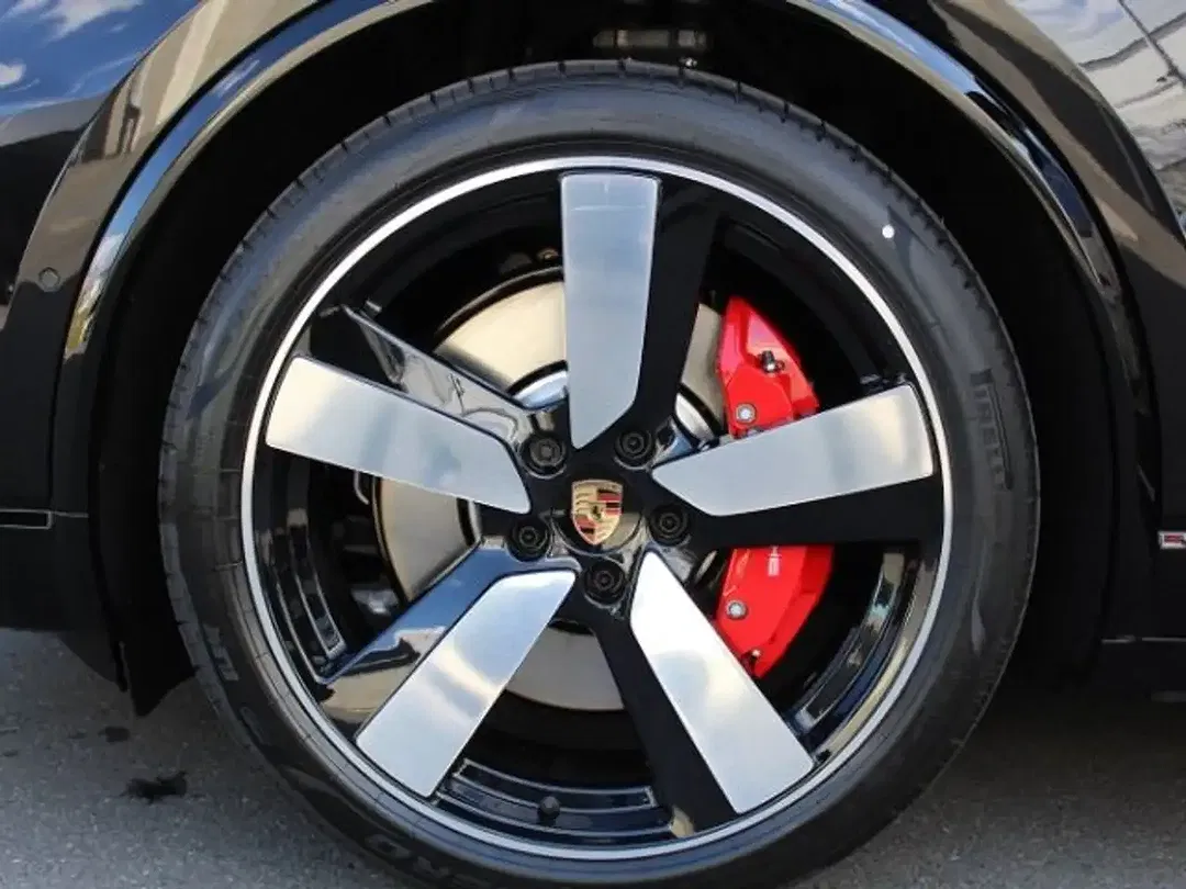 Porsche Macan - Thumbnail 9