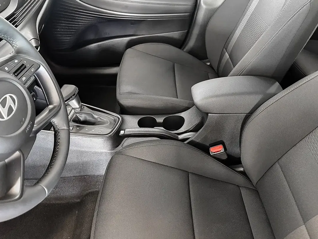 Hyundai i20 - Thumbnail 13