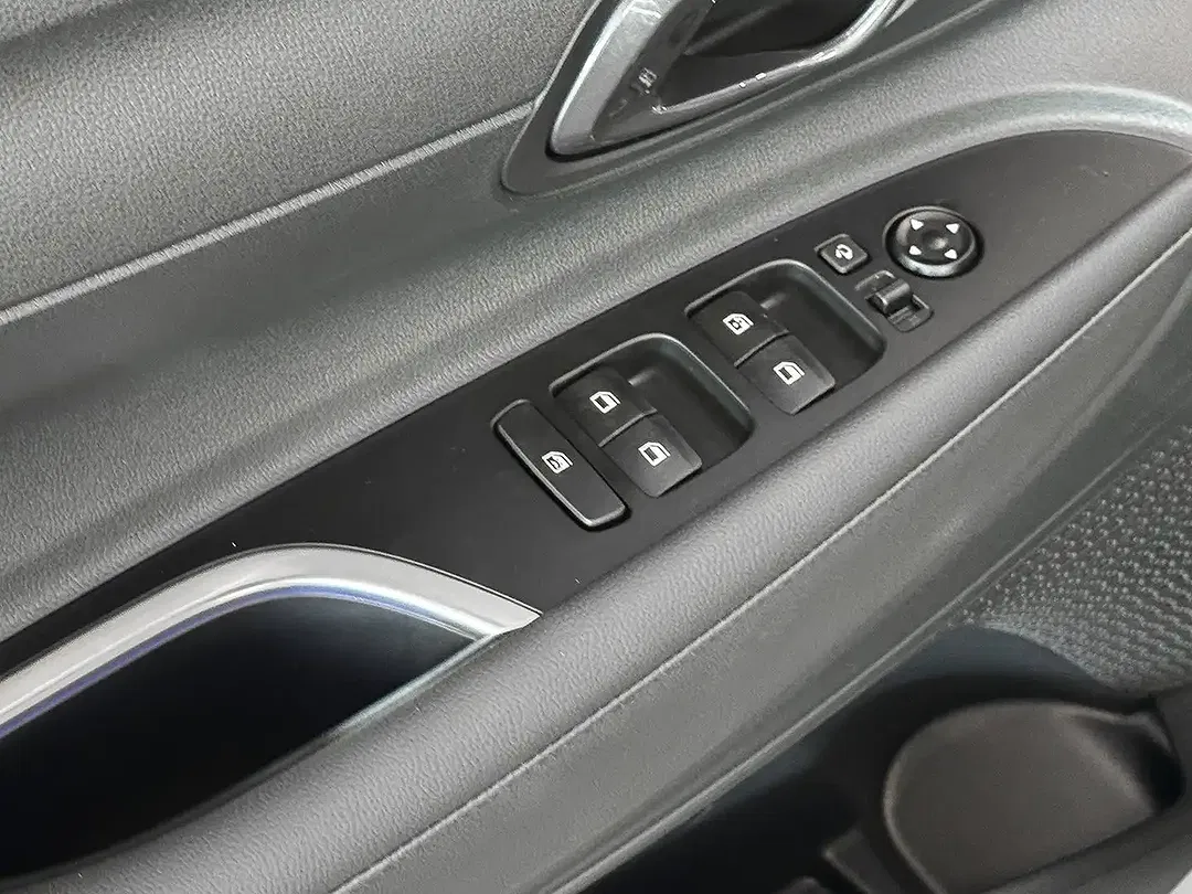 Hyundai i20 - Thumbnail 14