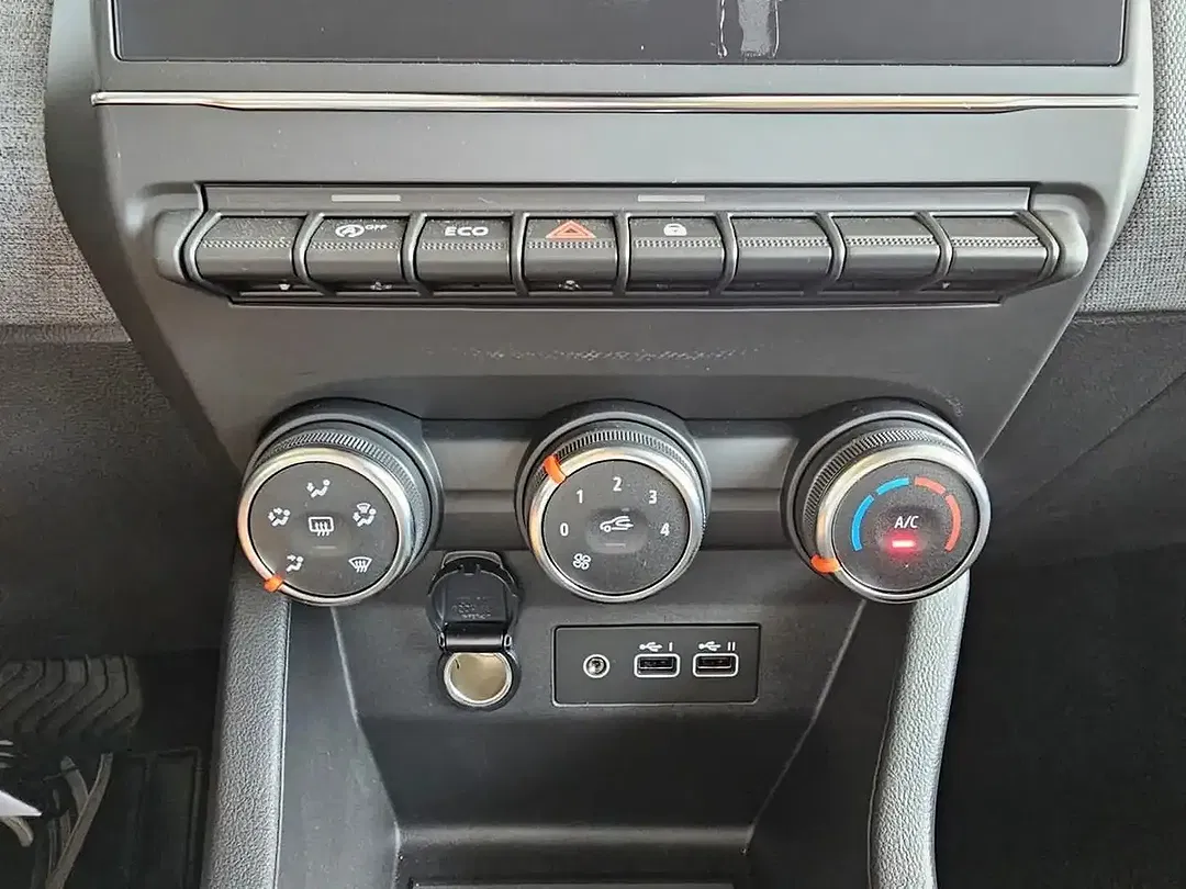 Renault Clio - Thumbnail 8