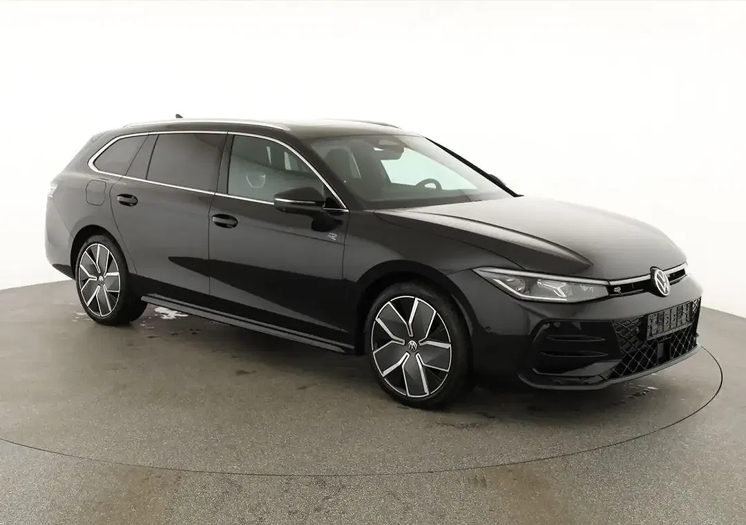 Volkswagen Passat Variant - Thumbnail 1