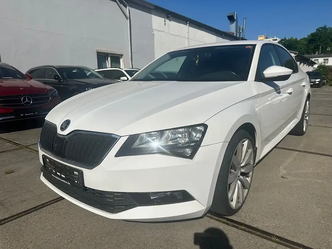 Skoda Superb Active