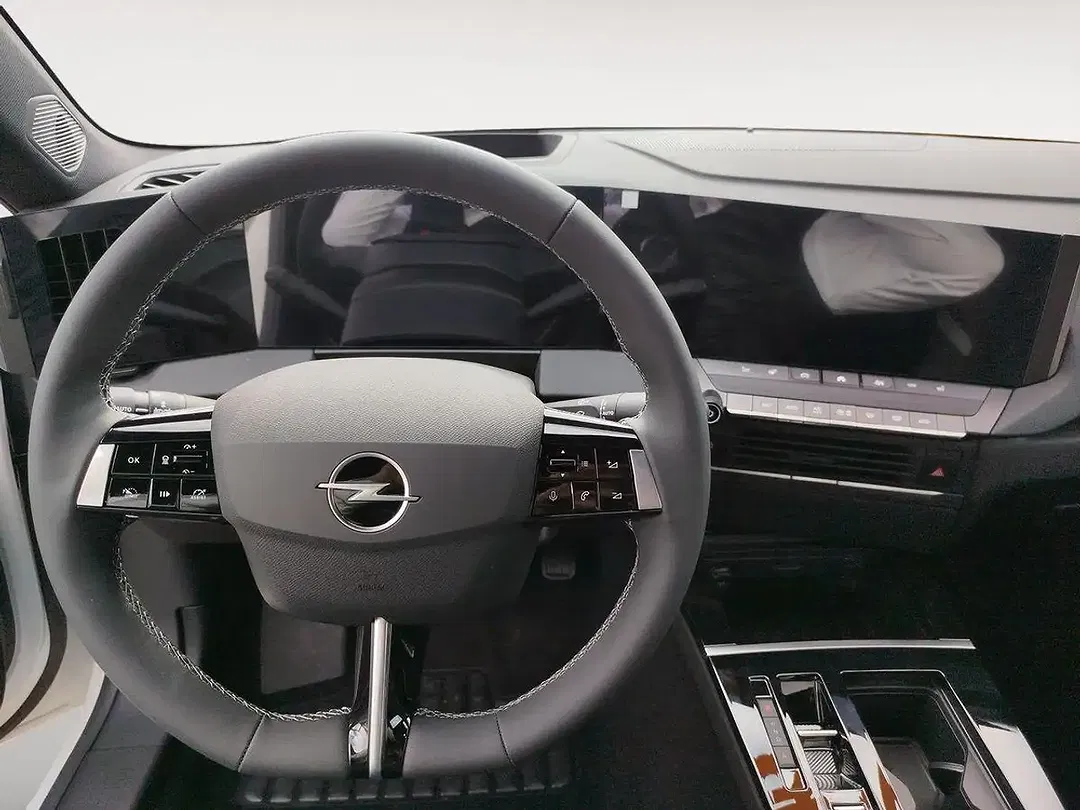 Opel Astra - Thumbnail 11