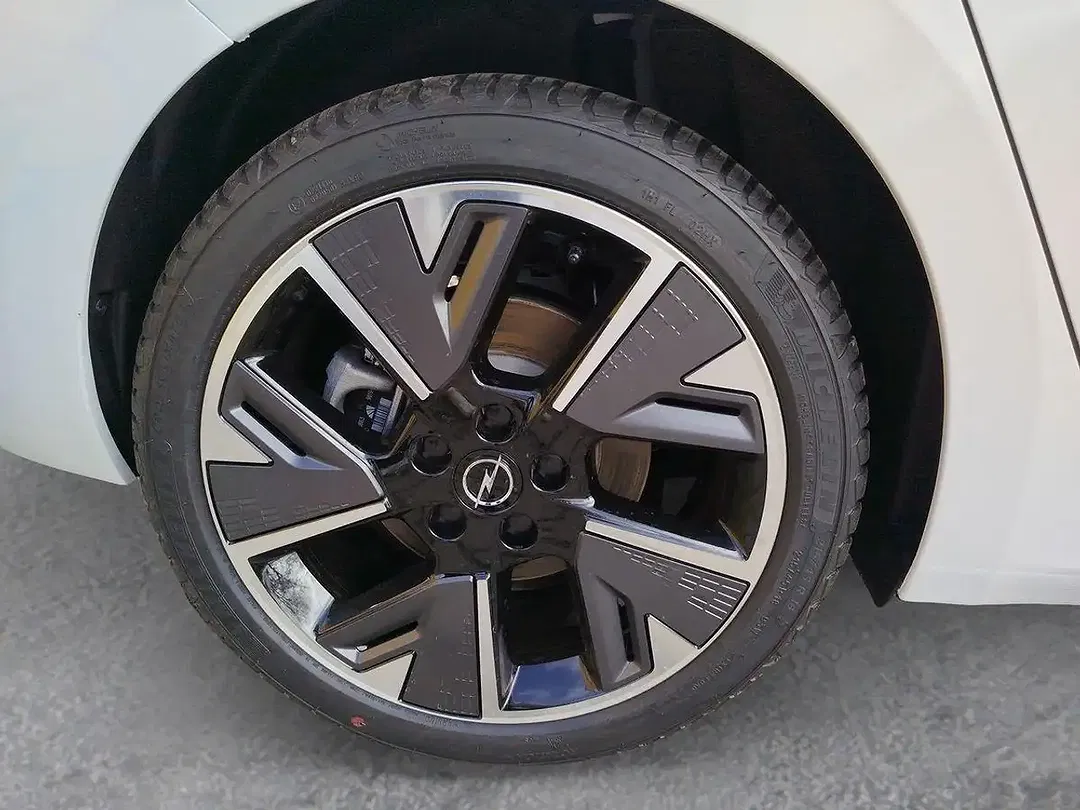 Opel Astra - Thumbnail 6
