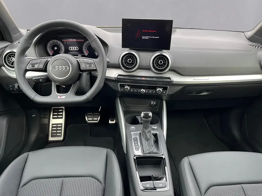 Audi Q2 - Thumbnail 10