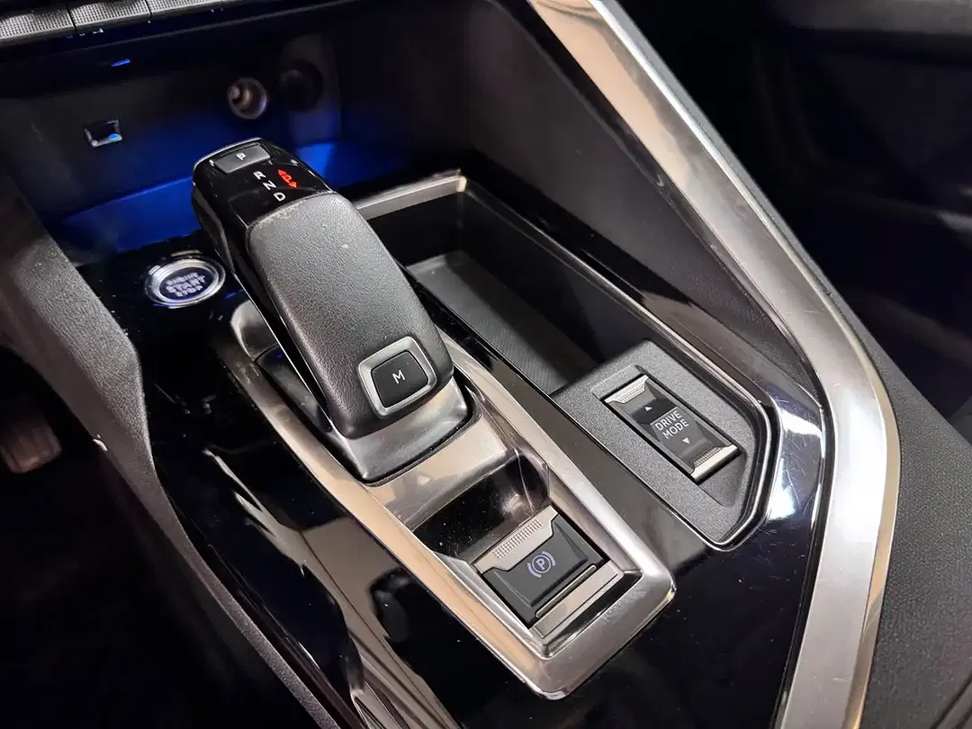Peugeot 5008 - Thumbnail 15