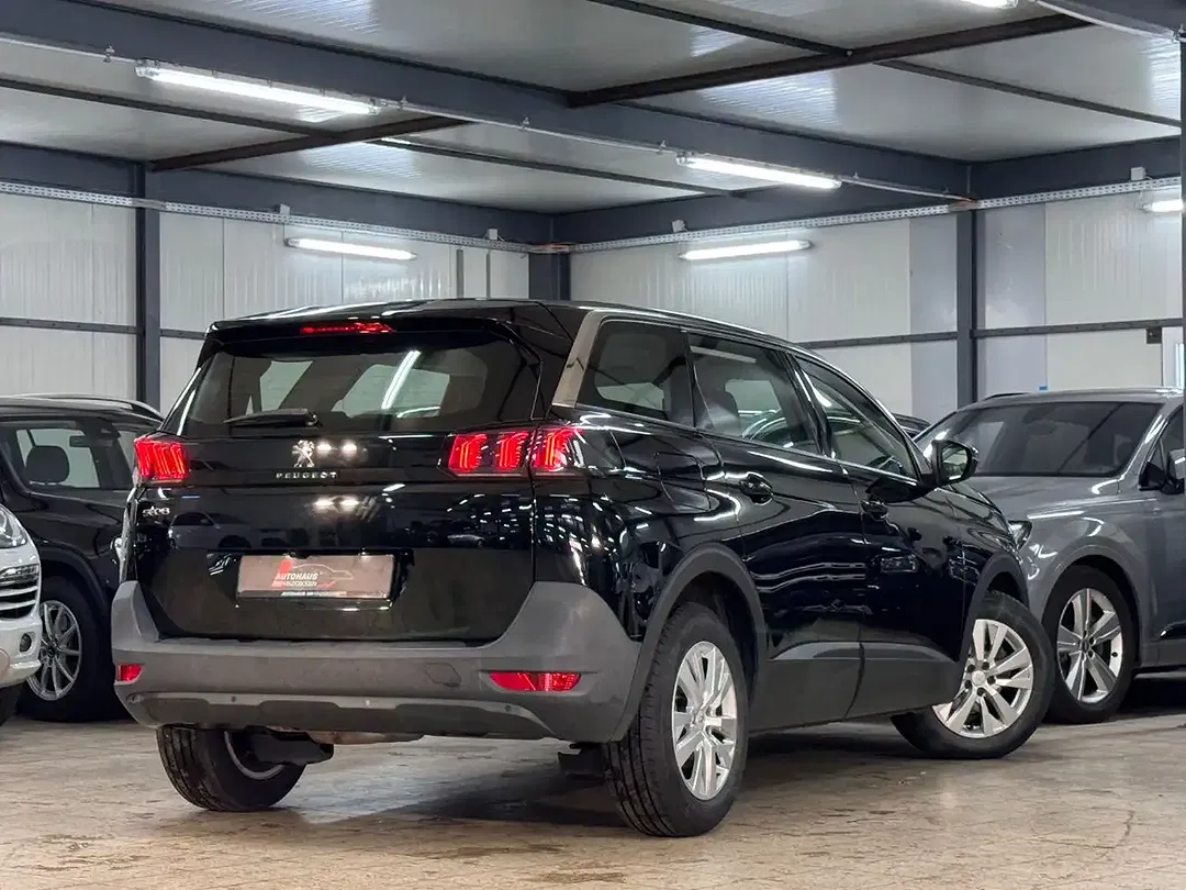 Peugeot 5008 - Thumbnail 19