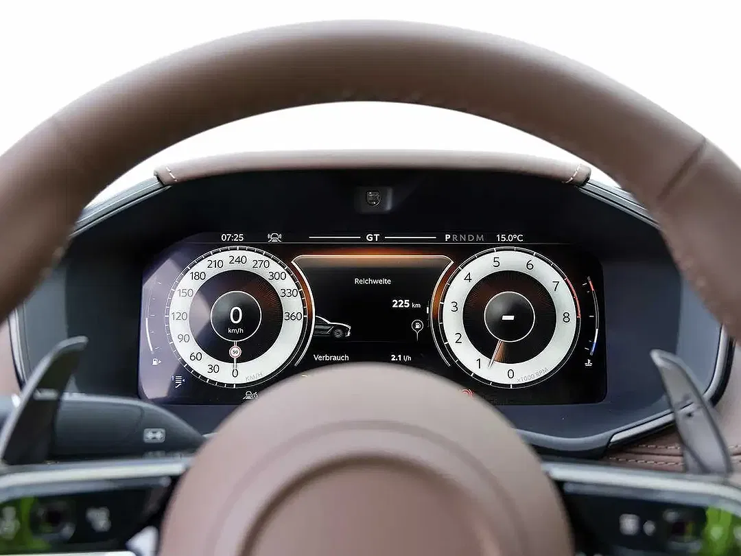 Aston Martin DBX - Thumbnail 22