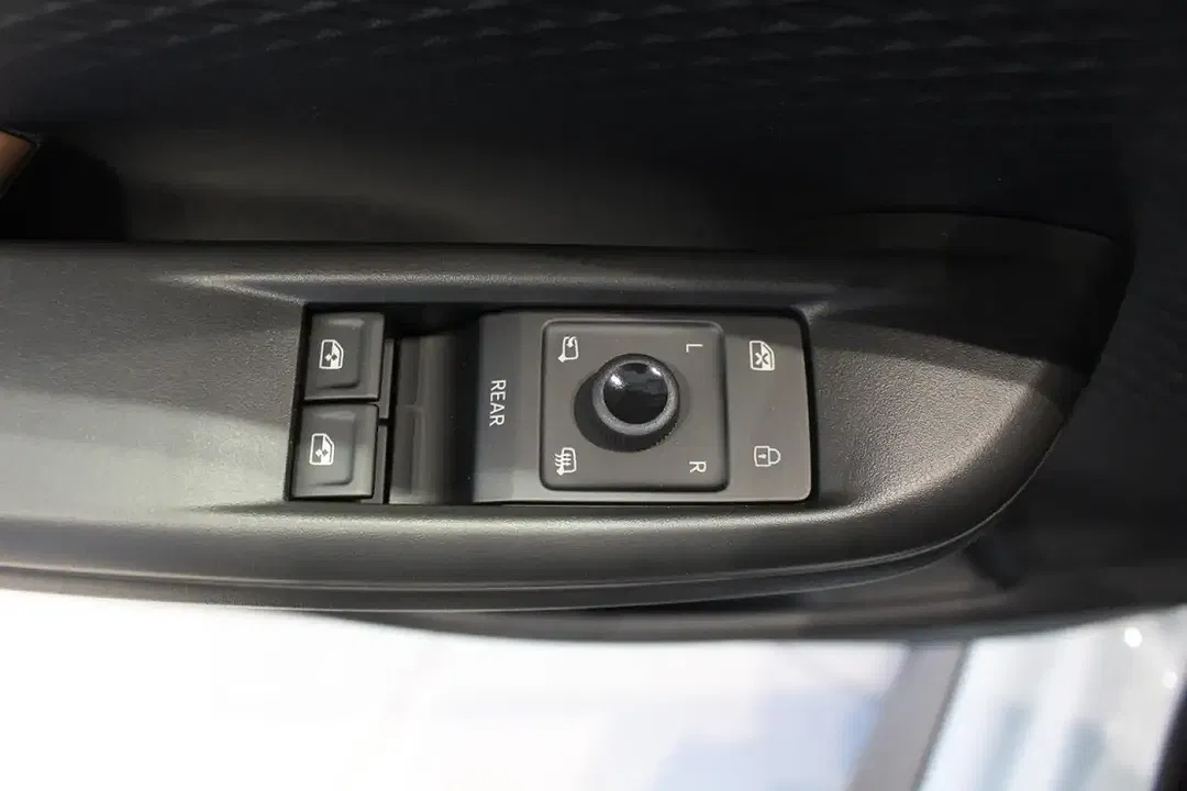 CUPRA Born - Thumbnail 10
