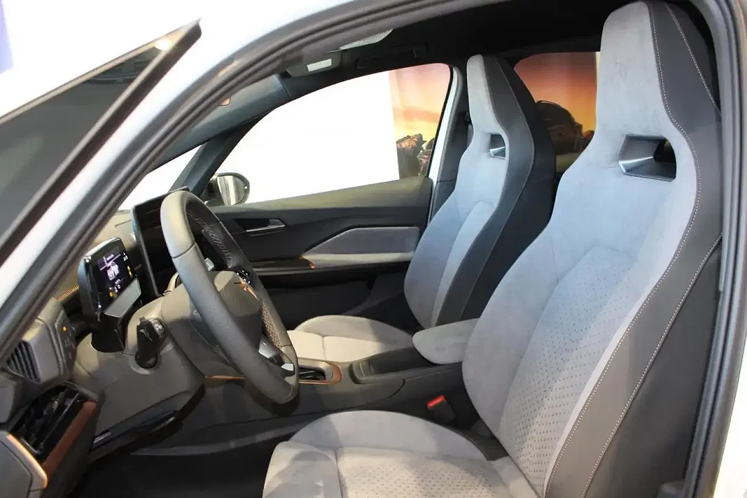 CUPRA Born - Thumbnail 11