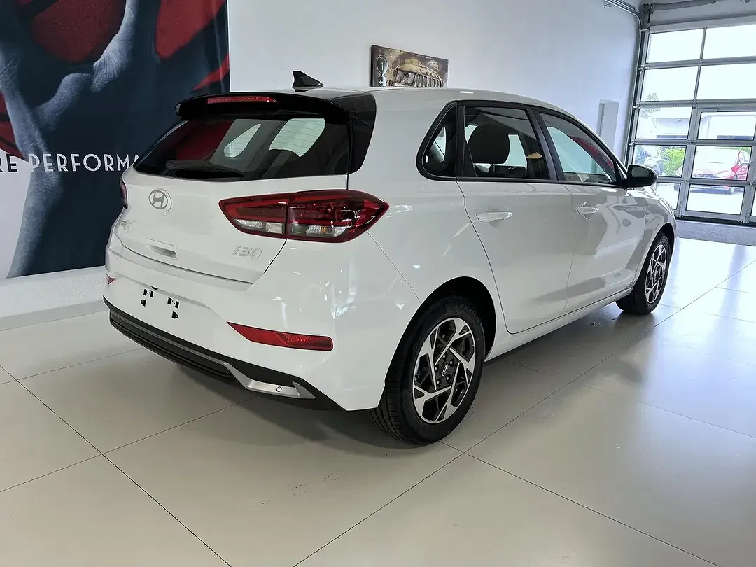 Hyundai i30 - Thumbnail 4