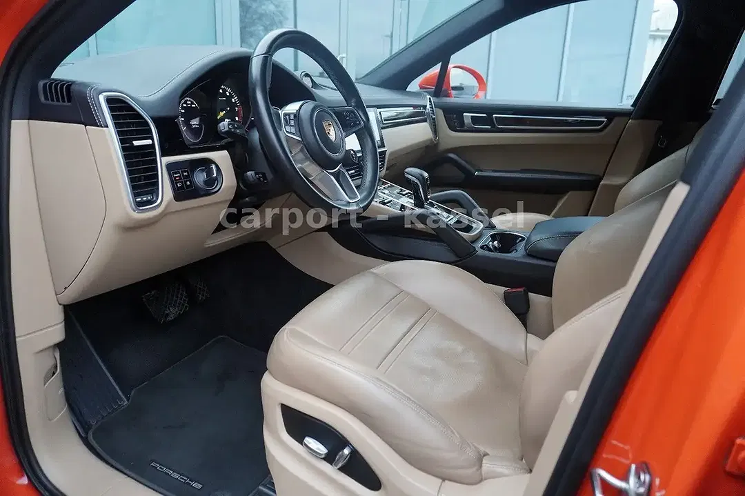 Porsche Cayenne - Thumbnail 13