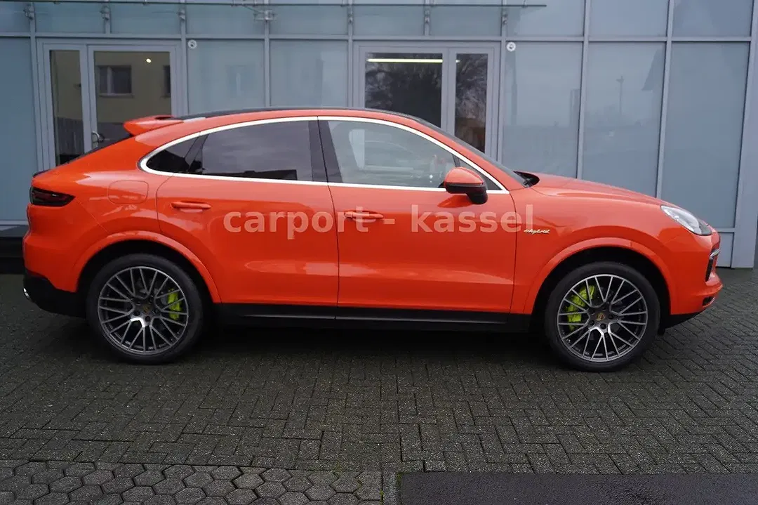 Porsche Cayenne - Thumbnail 6