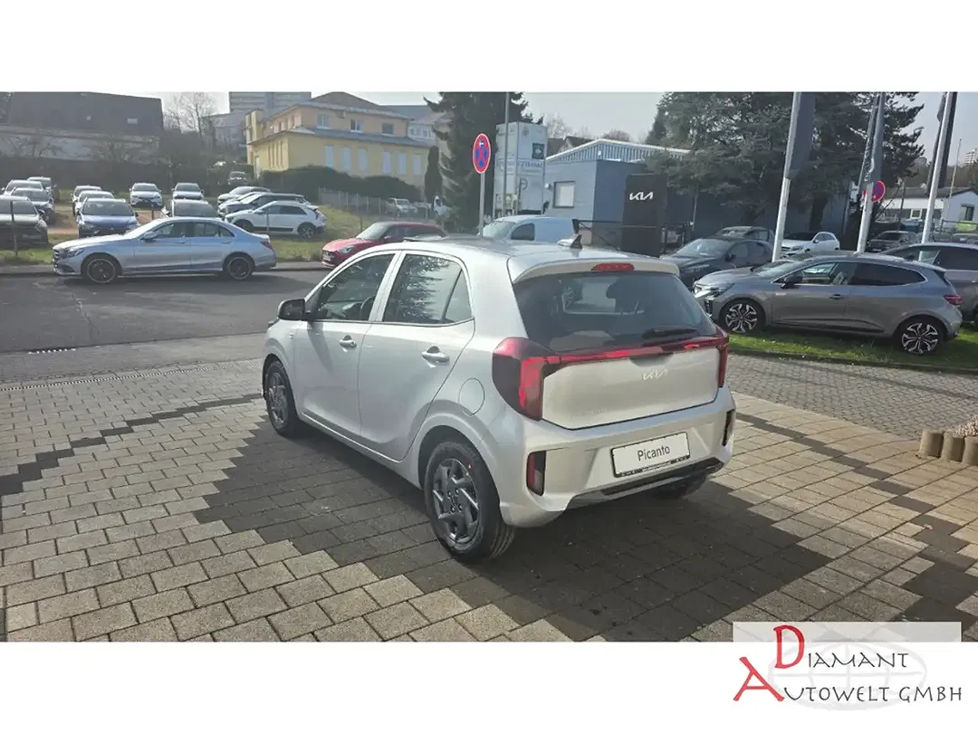 Kia Picanto - Thumbnail 7