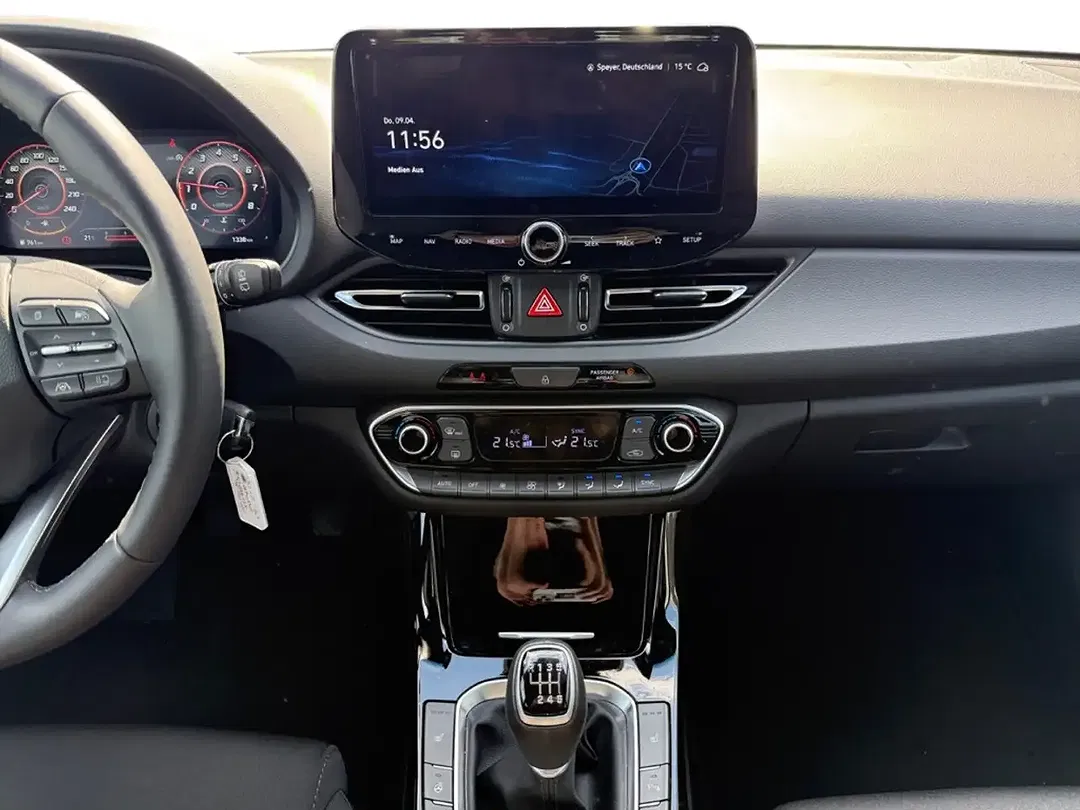 Hyundai i30 - Thumbnail 11