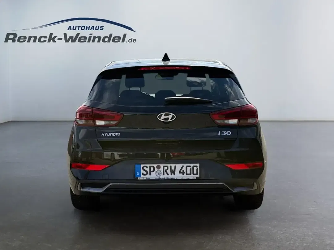 Hyundai i30 - Thumbnail 4