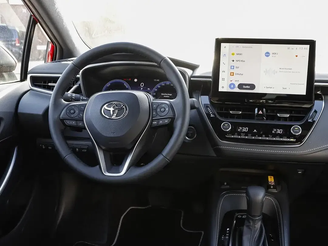 Toyota Corolla - Thumbnail 9