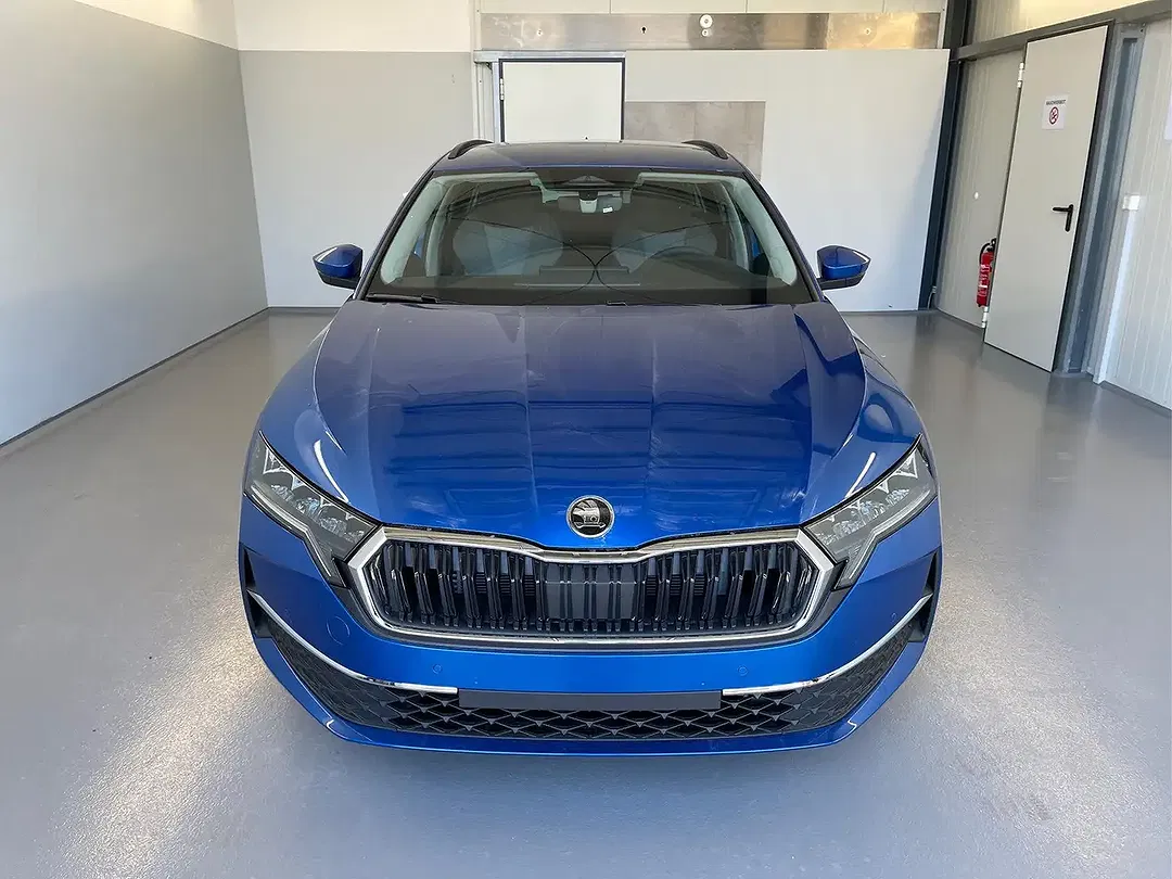 Skoda Octavia - Thumbnail 2