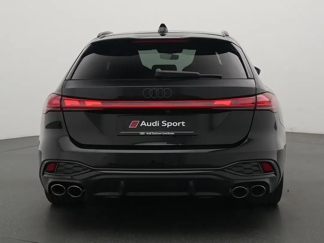 Audi S5 - Thumbnail 3