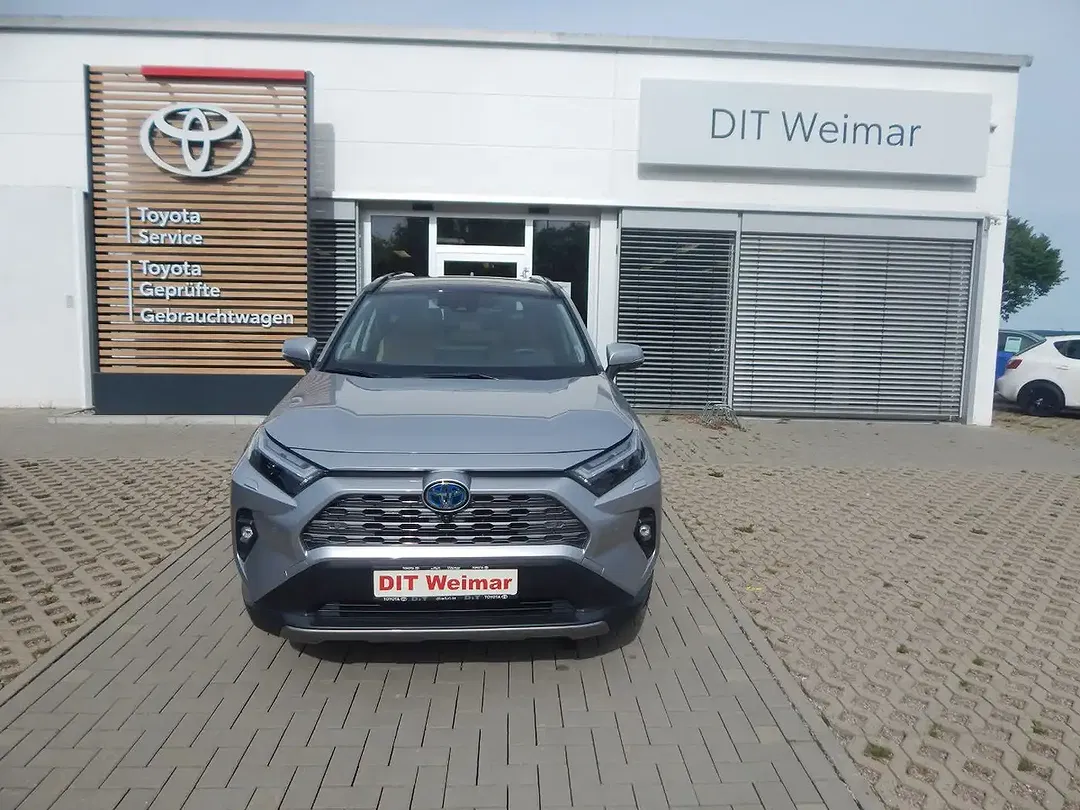 Toyota RAV 4 - Thumbnail 1