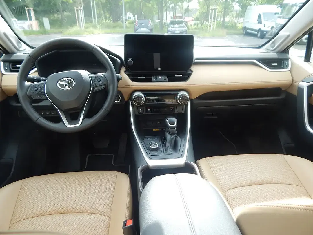 Toyota RAV 4 - Thumbnail 11