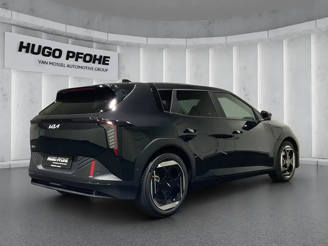 Kia EV4 - Thumbnail 5