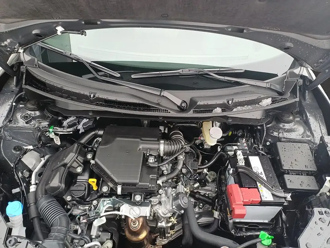 Suzuki Swift - Thumbnail 5
