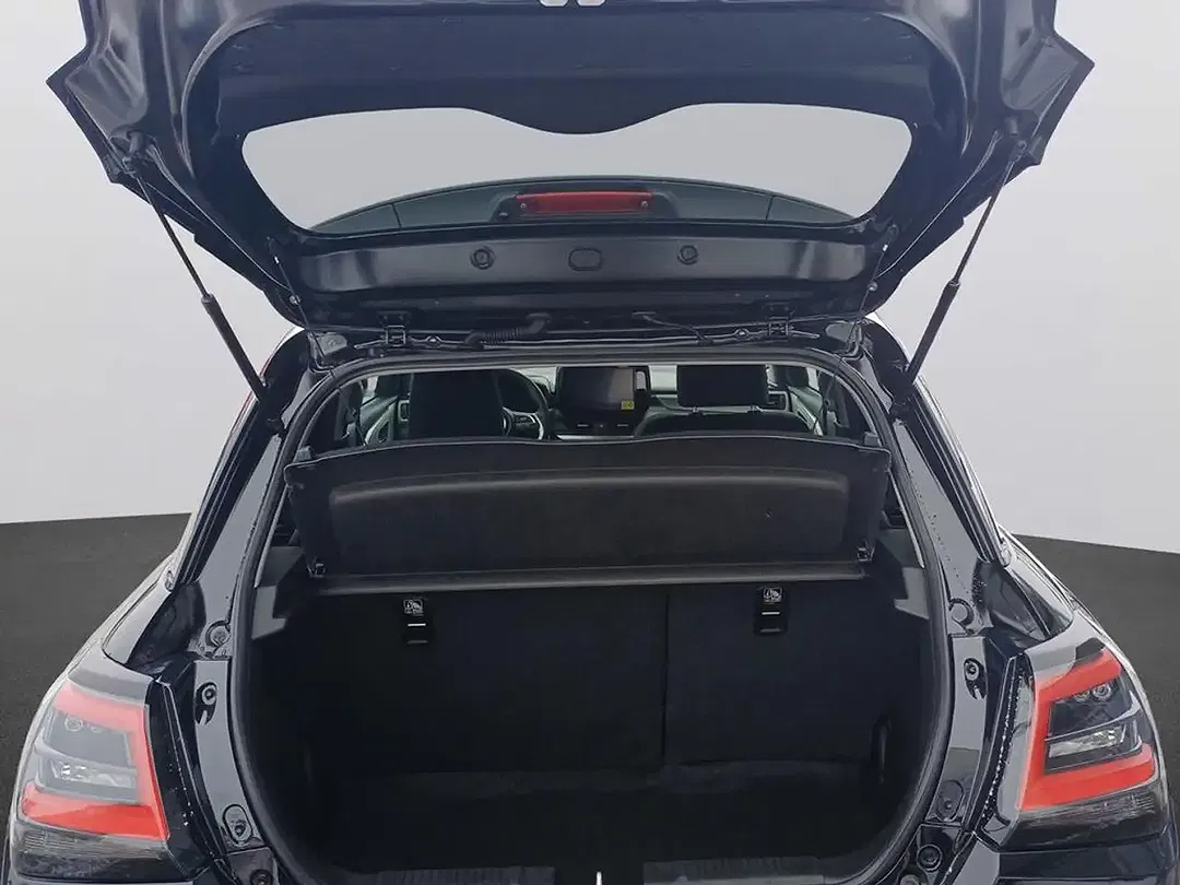 Suzuki Swift - Thumbnail 6
