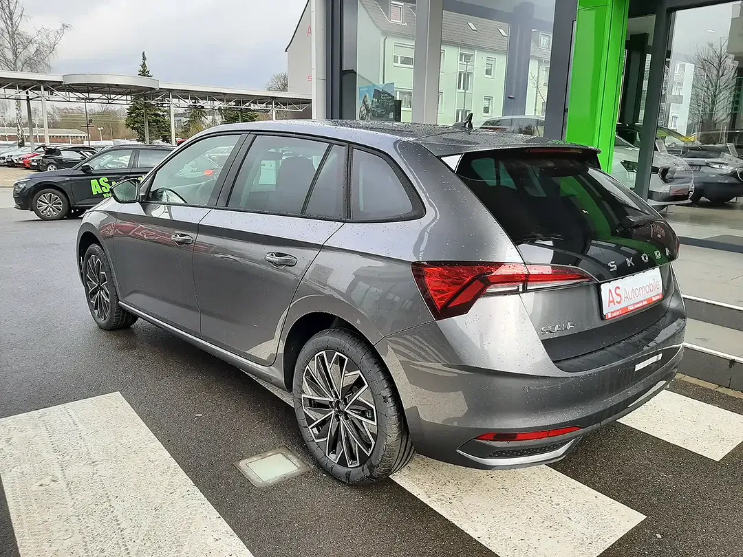 Skoda Scala - Thumbnail 4