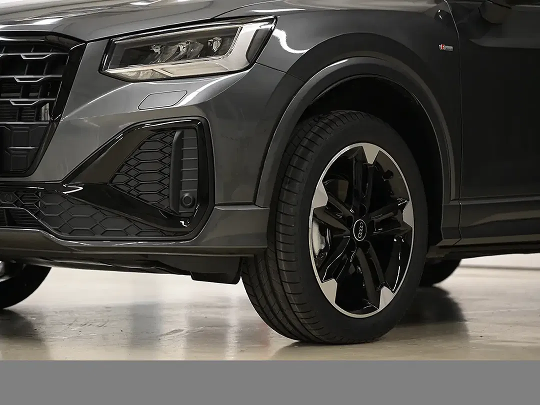 Audi Q2 - Thumbnail 5