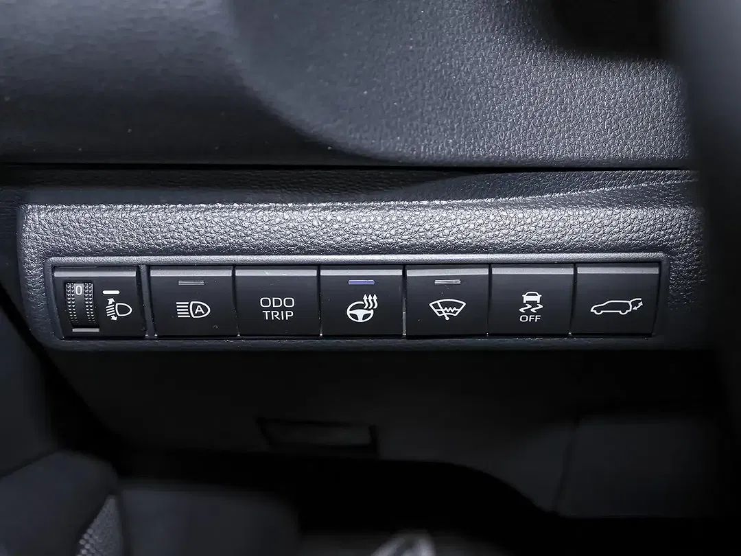 Toyota Corolla - Thumbnail 12