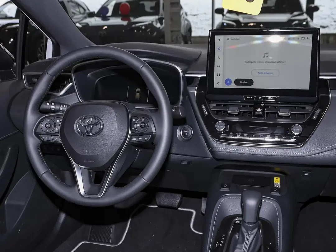 Toyota Corolla - Thumbnail 9