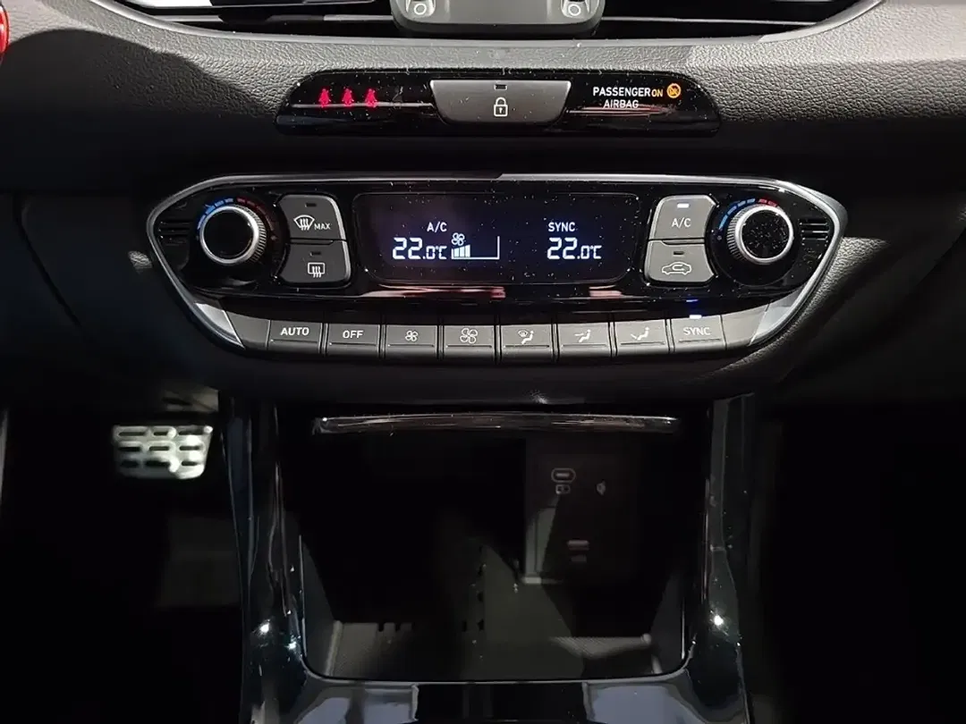 Hyundai i30 - Thumbnail 14