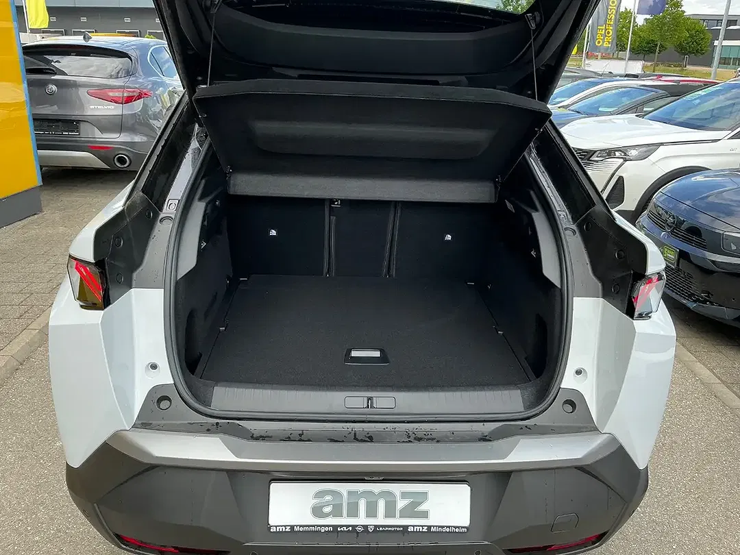 Peugeot 3008 - Thumbnail 11