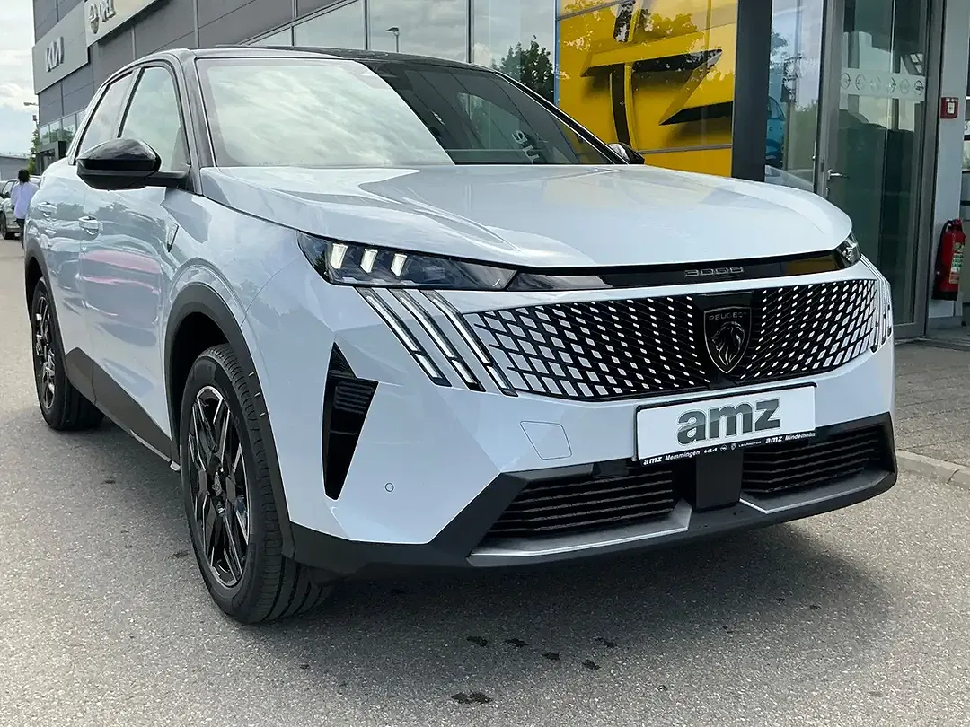 Peugeot 3008 - Thumbnail 1