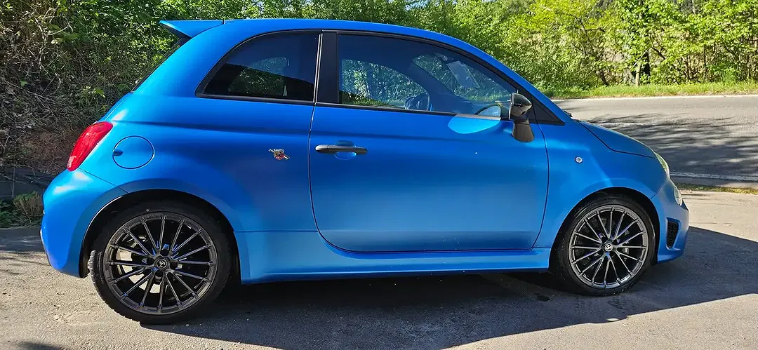 Abarth 695 - Thumbnail 2