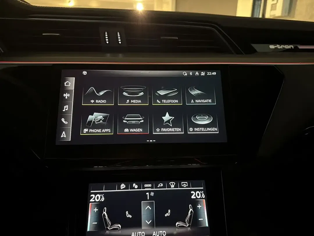 Audi Q8 e-tron - Thumbnail 26