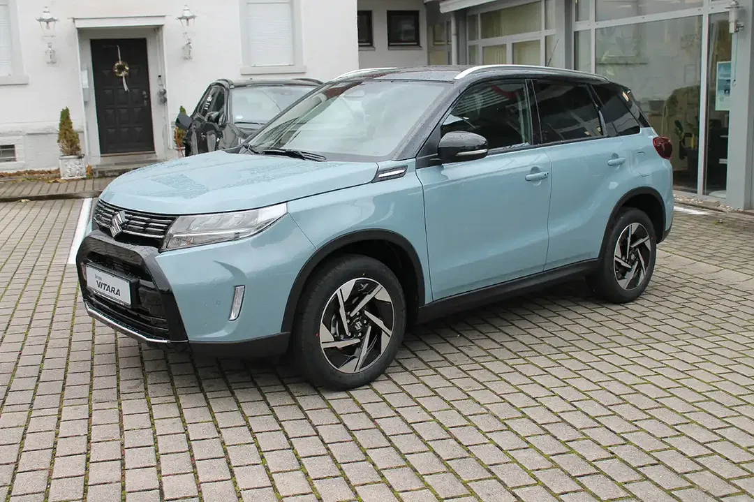 Suzuki Vitara - Thumbnail 1