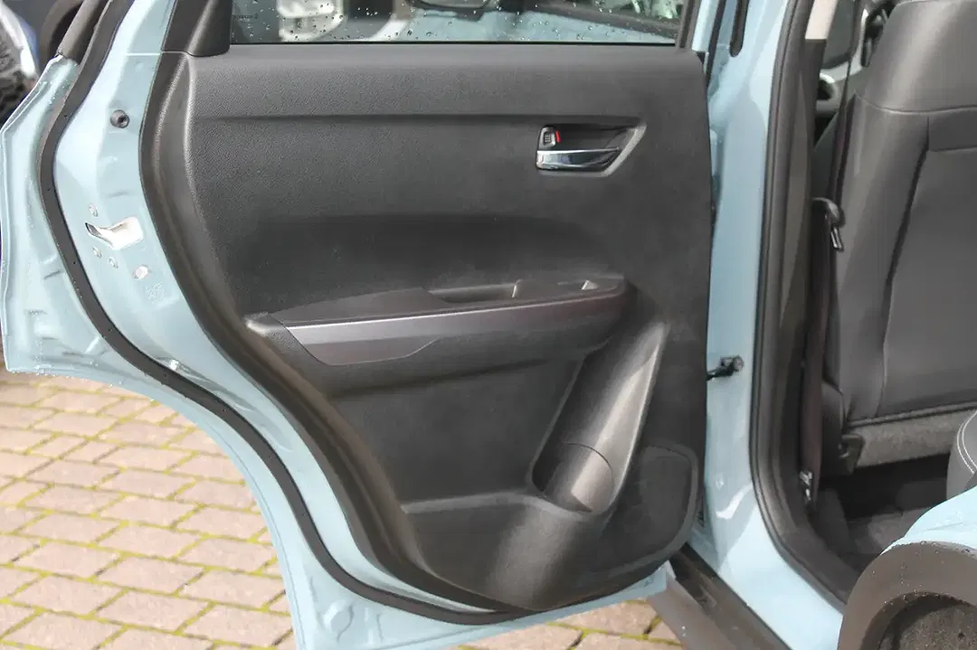 Suzuki Vitara - Thumbnail 11