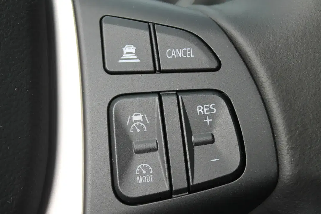 Suzuki Vitara - Thumbnail 8
