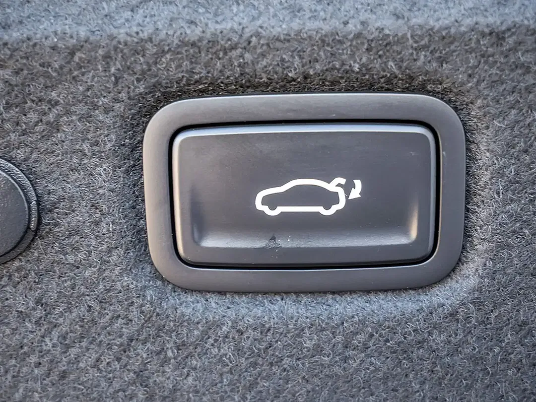 Kia EV4 - Thumbnail 8