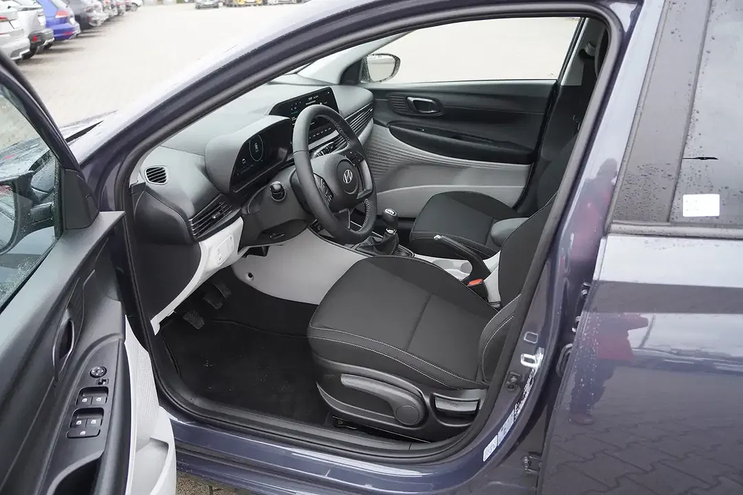 Hyundai i20 - Thumbnail 9