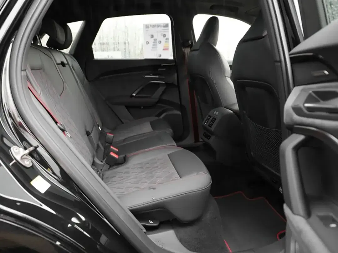 Audi Q5 - Thumbnail 3