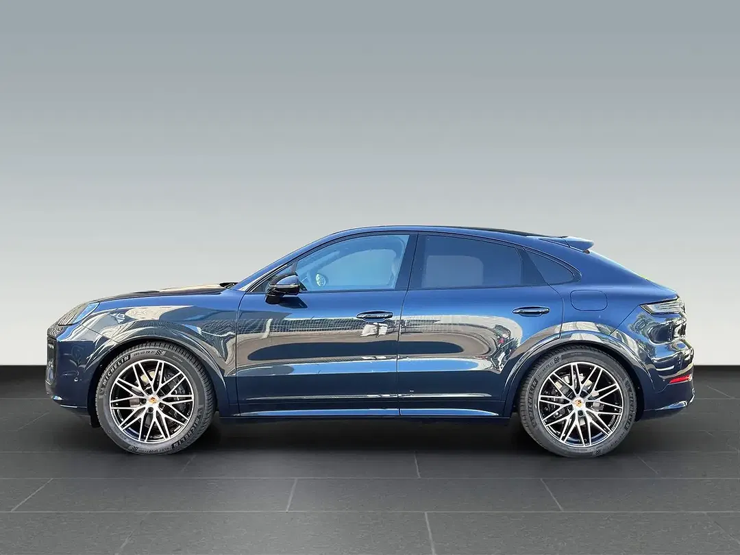 Porsche Cayenne - Thumbnail 2