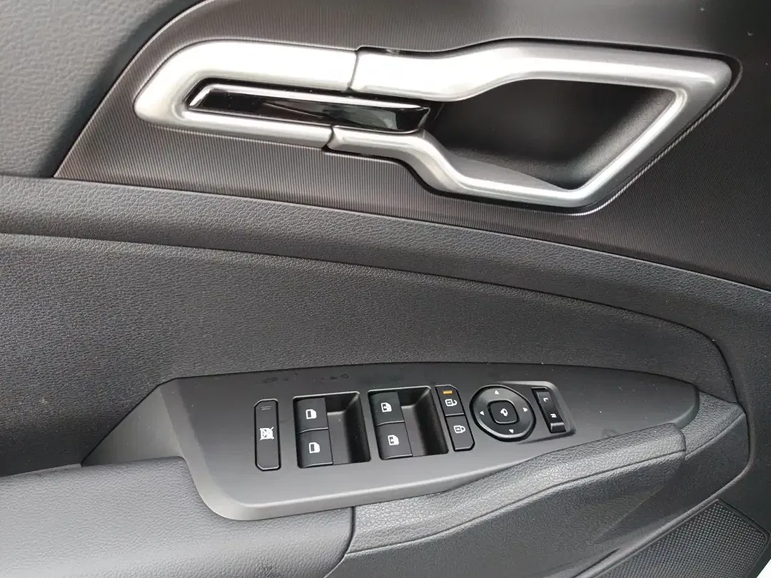 Kia Sportage - Thumbnail 8
